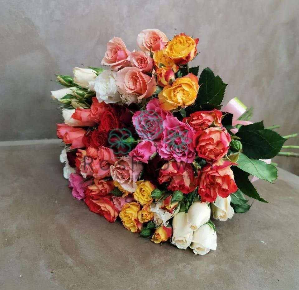 Букет цветов из: Розы в Новобелокатай