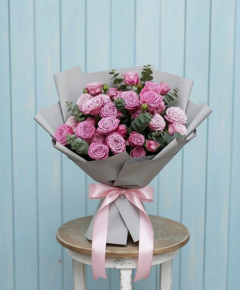 Букет цветов из: Розы в Новобелокатай