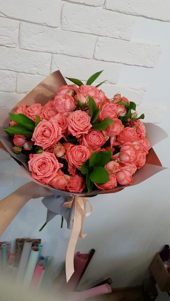 Букет цветов из: Розы в Новобелокатай