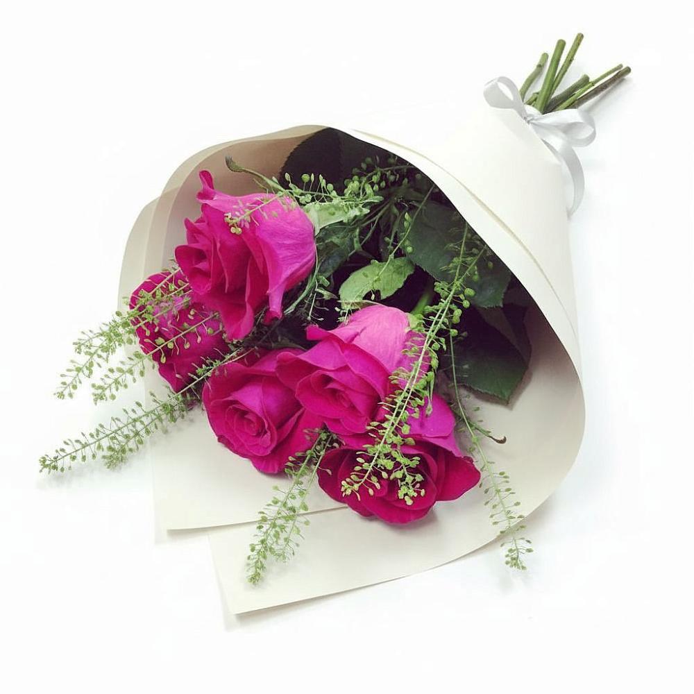 Букет цветов из: Розы в Новобелокатай