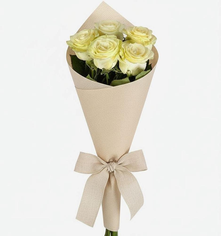 Букет цветов из: Розы в Новобелокатай