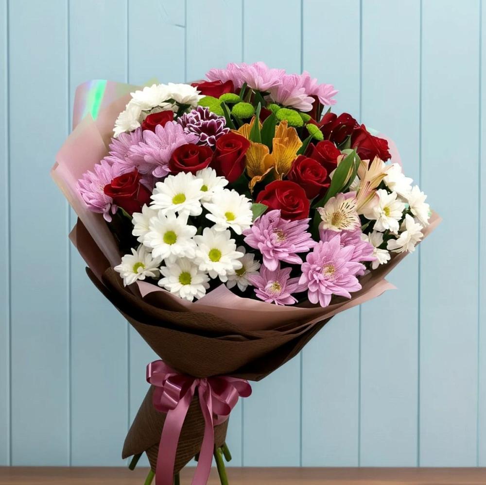 Букет цветов из: Розы, Хризантемы и Альстромерии в Новобелокатай