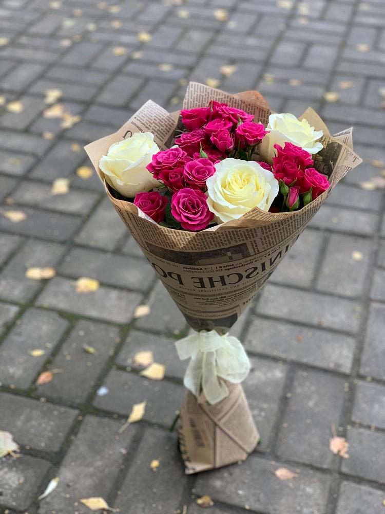 Букет цветов из: Розы в Новобелокатай