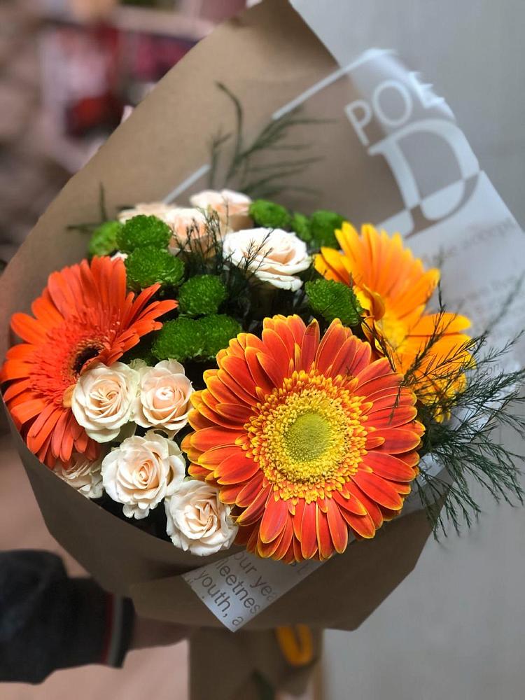 Букет цветов из: Герберы, Хризантемы и Розы в Новобелокатай