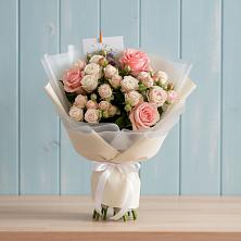 Букет цветов из:  Розы в Новобелокатай